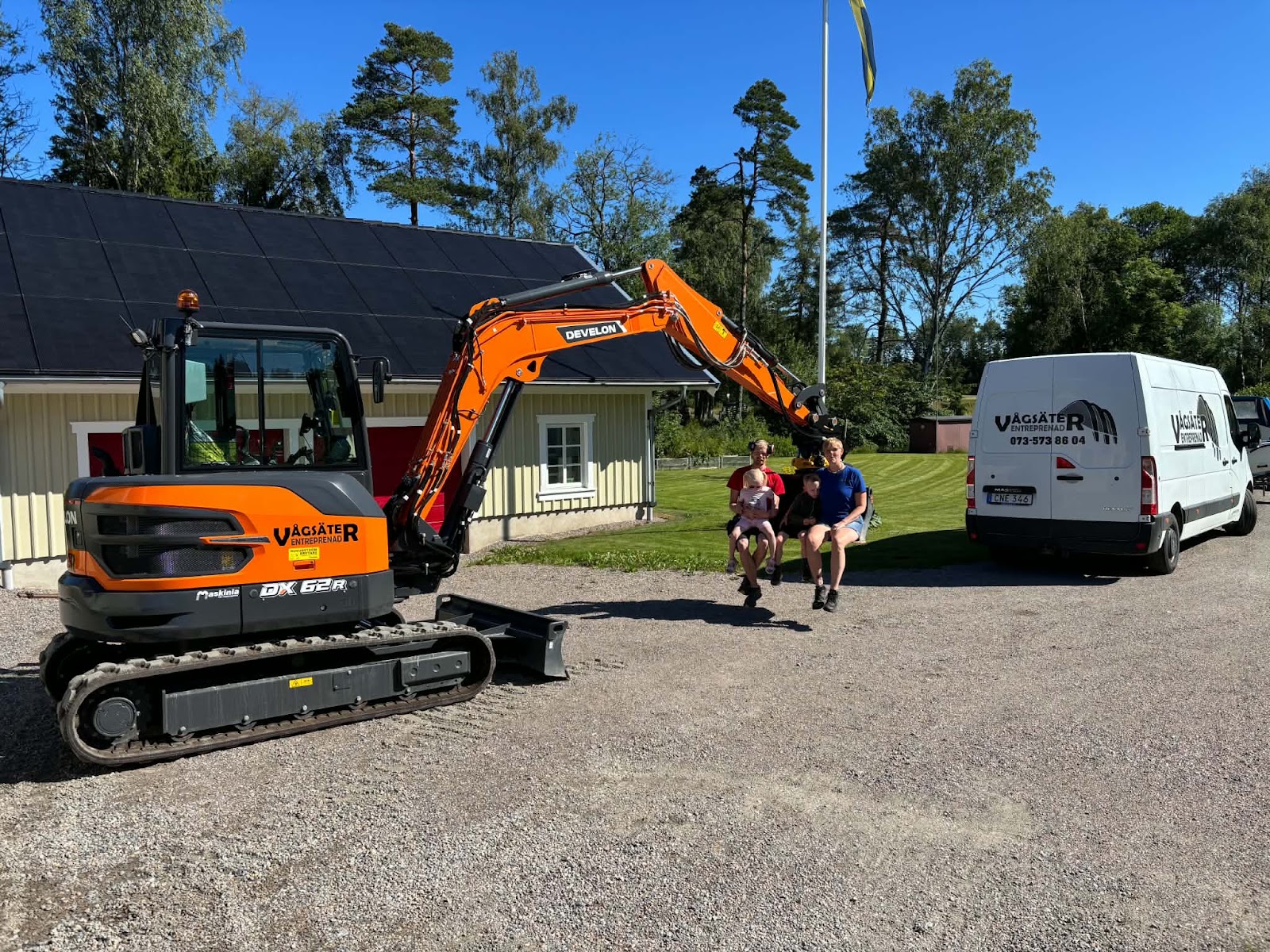 Leverans av ny grävmaskin